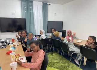 Idag Torsdagen den 3 November så samlades vi kl. 17:00 i Somaliland föreningen och vi hade 35 barn totalt.